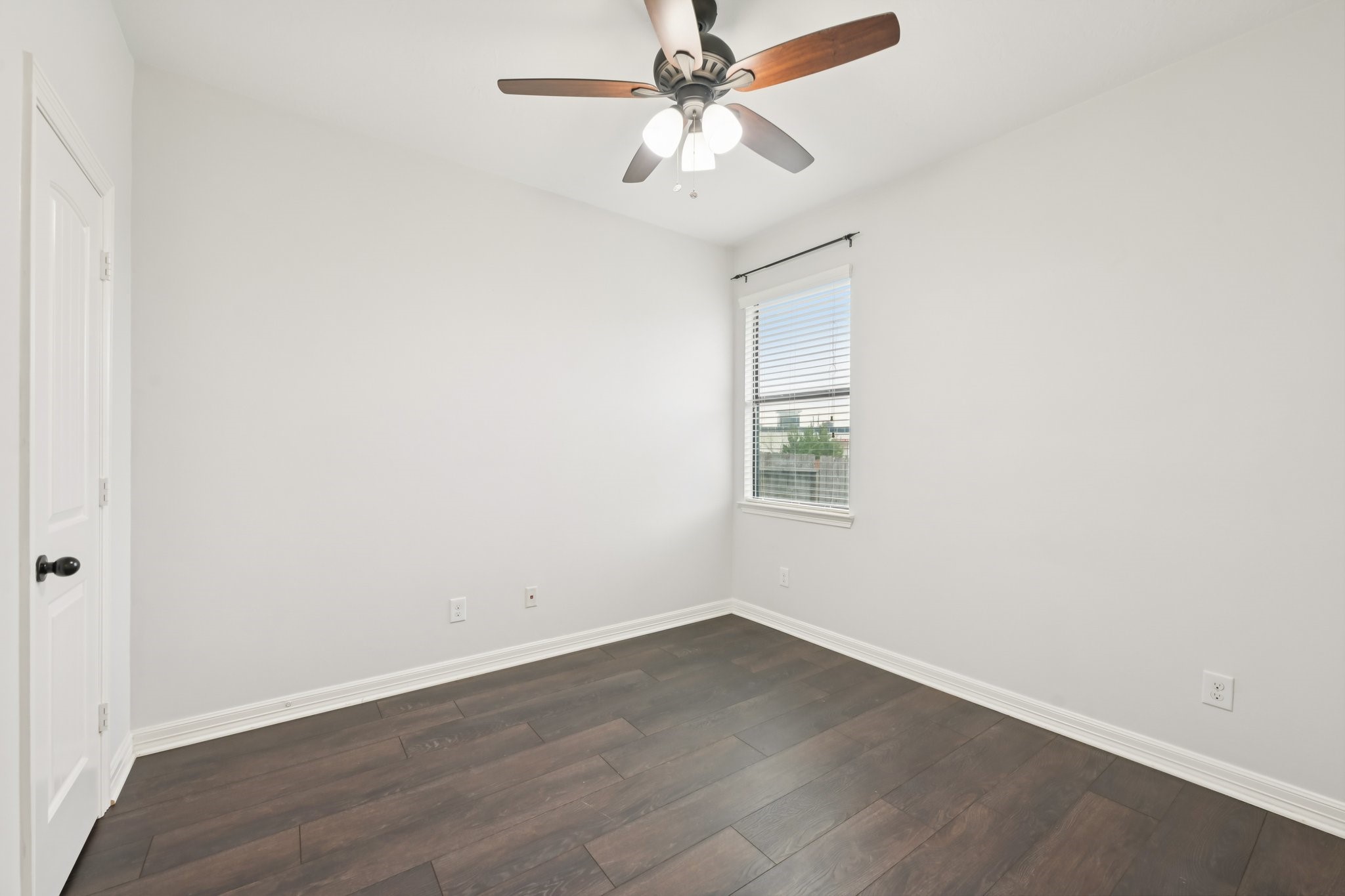 618 Aulia Lane Spring, TX 77386 - Photo 20 of 34 Bedroom 2