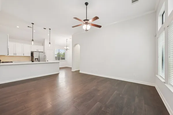 $1,950 | 618 Aulia Lane, Spring, TX 77386