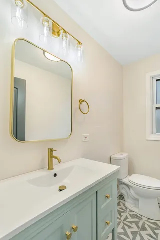 $344,900 | 7604 South Campbell Avenue, Chicago, IL 60652