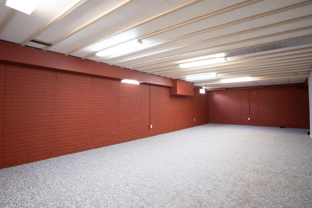 7880 Lancaster-Circleville Road Southwest Lancaster, OH 43130 - Photo 25 of 49 Finished Lower Level
