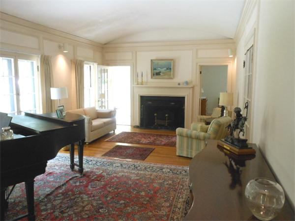 95 Meriam Street Lexington, MA 02420 - Photo 6 of 8 Gallery Image 6