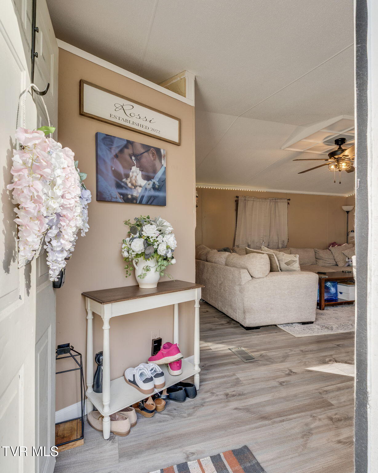 145 L C McKee Road Jonesborough, TN 37659 - Photo 2 of 27 004