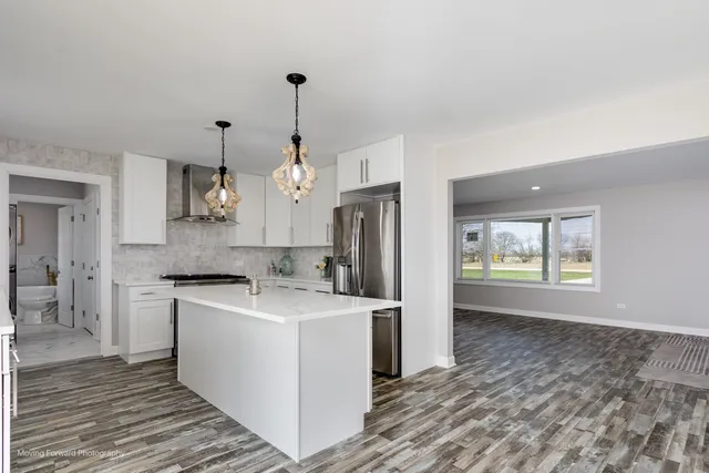 $558,500 | 38W715 Huntley Road, West Dundee, IL 60118