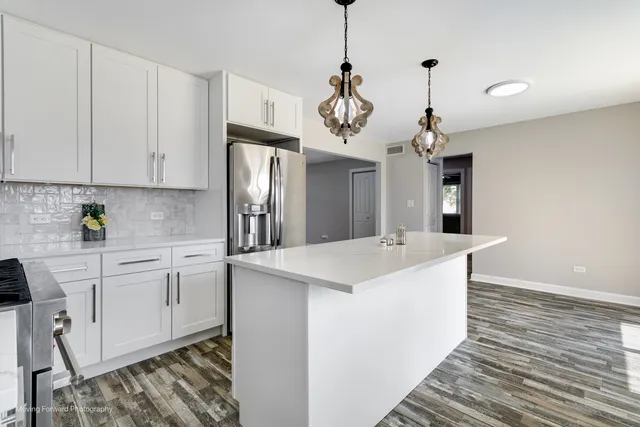 $558,500 | 38W715 Huntley Road, West Dundee, IL 60118