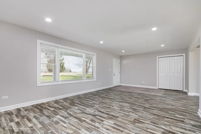 $558,500 | 38W715 Huntley Road, West Dundee, IL 60118