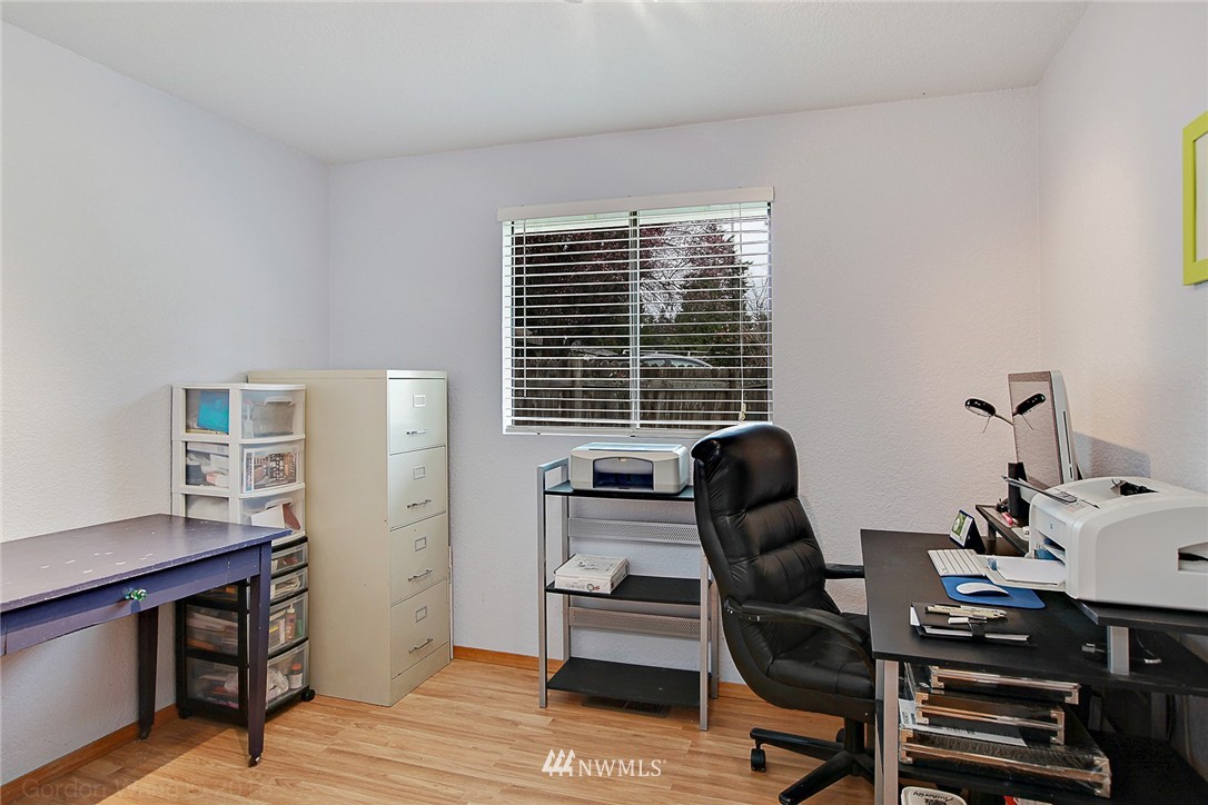 2728 175th Street Southeast Bothell, WA 98012 - Photo 8 of 11