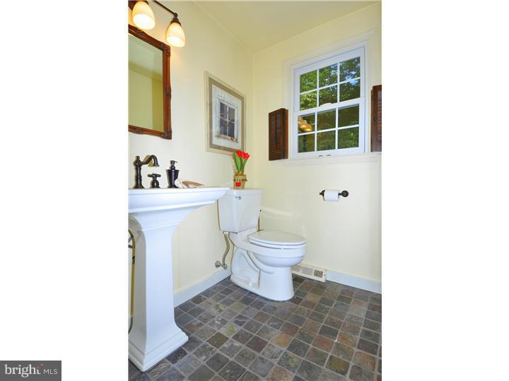 712 Limehouse Road Wayne, PA 19087 - Photo 11 of 20