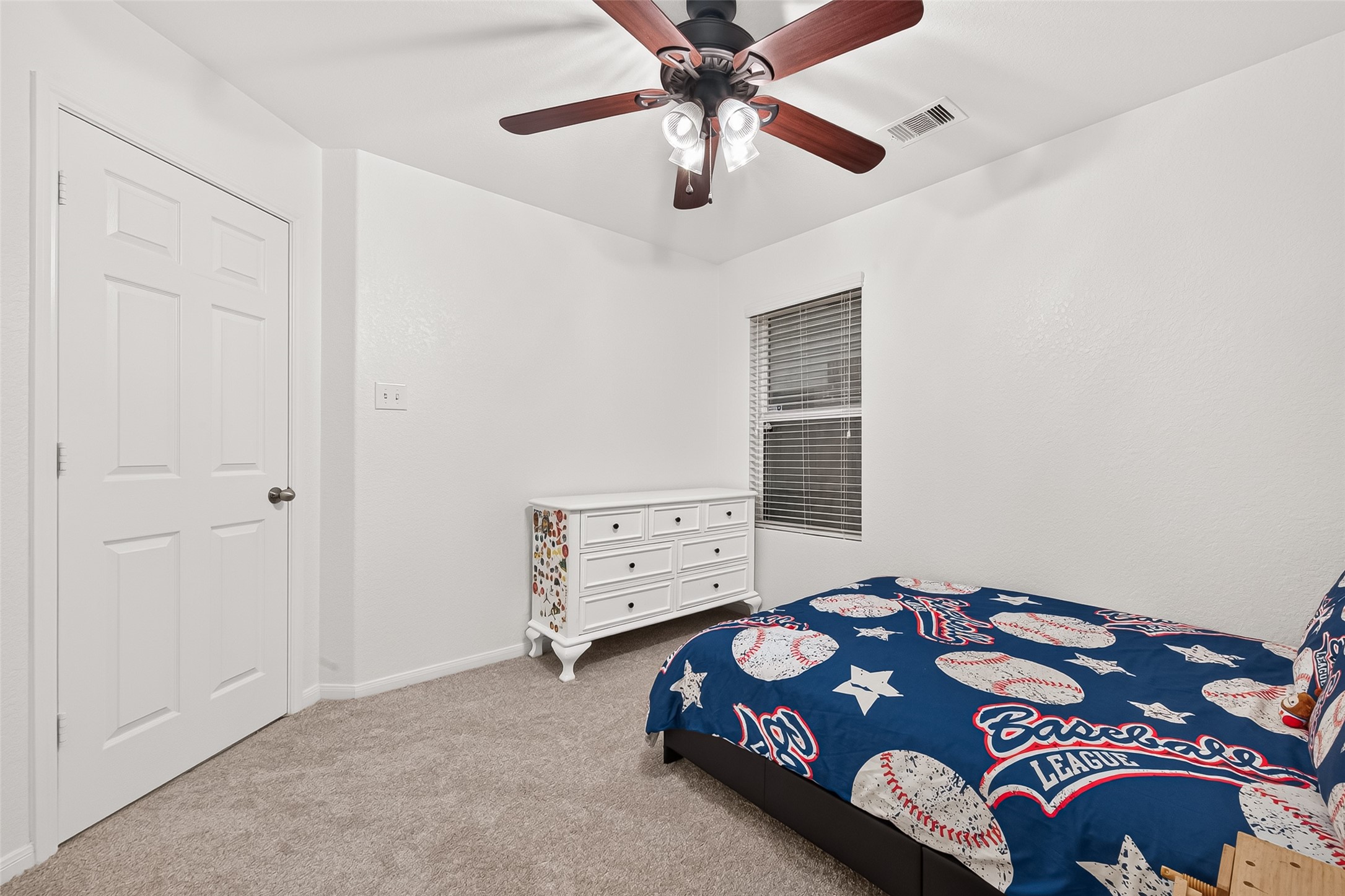 3155 View Valley Trail Katy, TX 77493 - Photo 40 of 50 Alternate view of the secondary bedroom showcasing its excellent space and functional layout