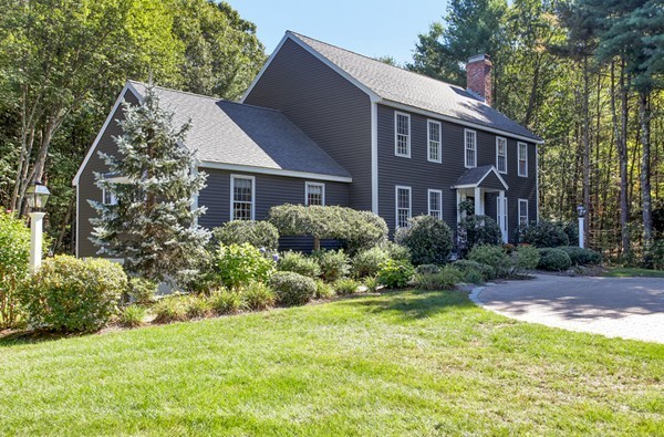 46 Pendleton Road Sudbury, MA 01776 - Photo 2 of 28