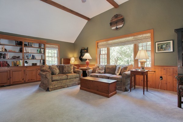 46 Pendleton Road Sudbury, MA 01776 - Photo 10 of 28