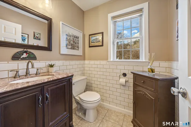 $689,900 | 93 Old Cider Mill Road, Southington, CT 06489