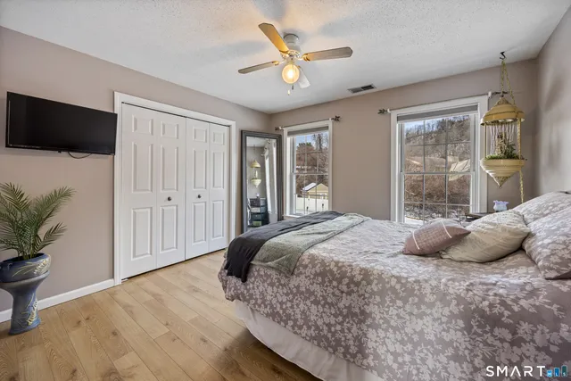 $689,900 | 93 Old Cider Mill Road, Southington, CT 06489