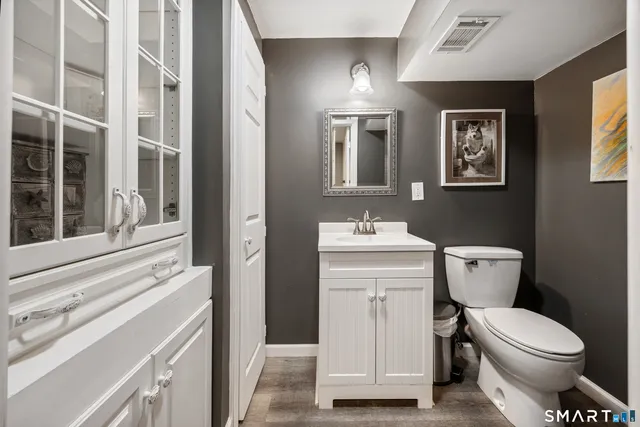 $689,900 | 93 Old Cider Mill Road, Southington, CT 06489