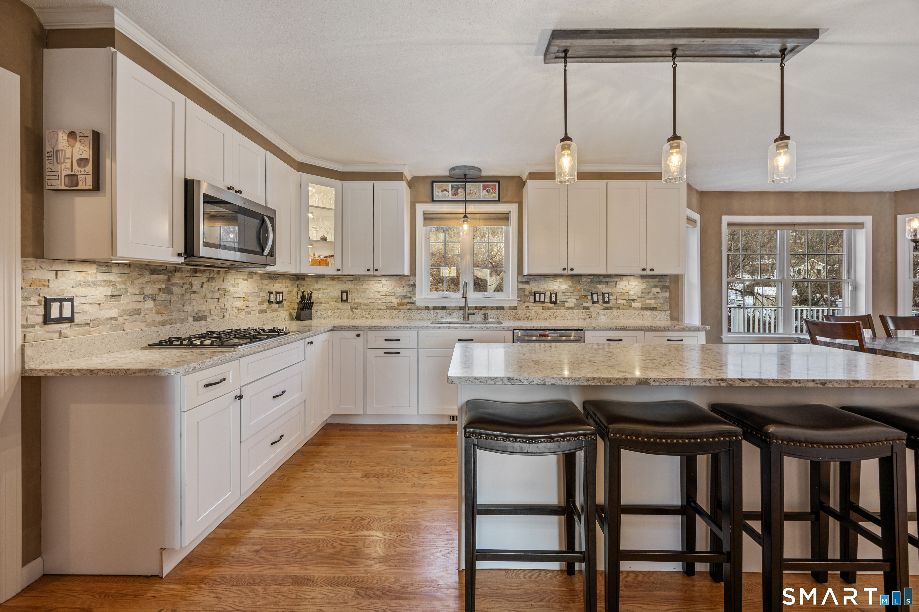 93 Old Cider Mill Road Southington, CT 06489 - Photo 7 of 40