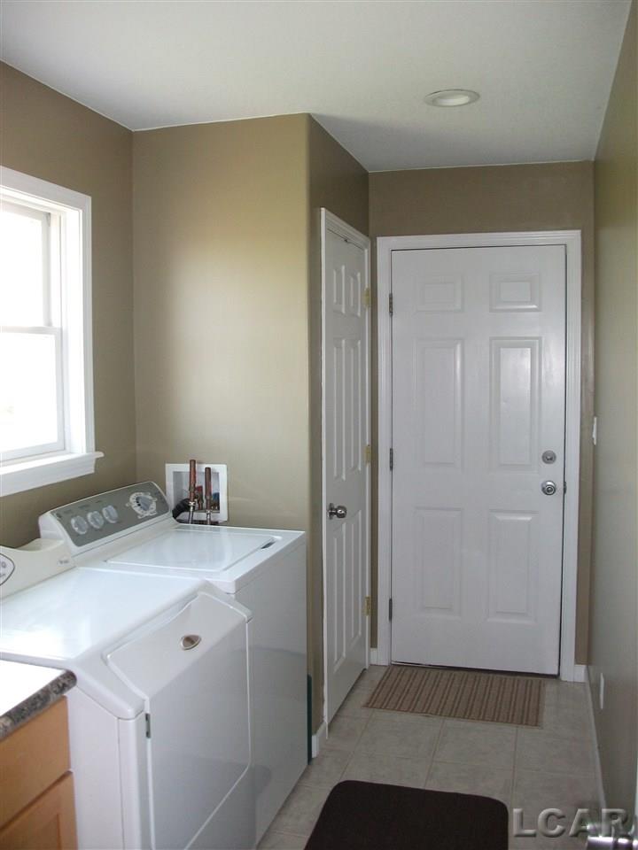 7143 Reed Road Onsted, MI 49265 - Photo 20 of 26 31245096-19.JPG