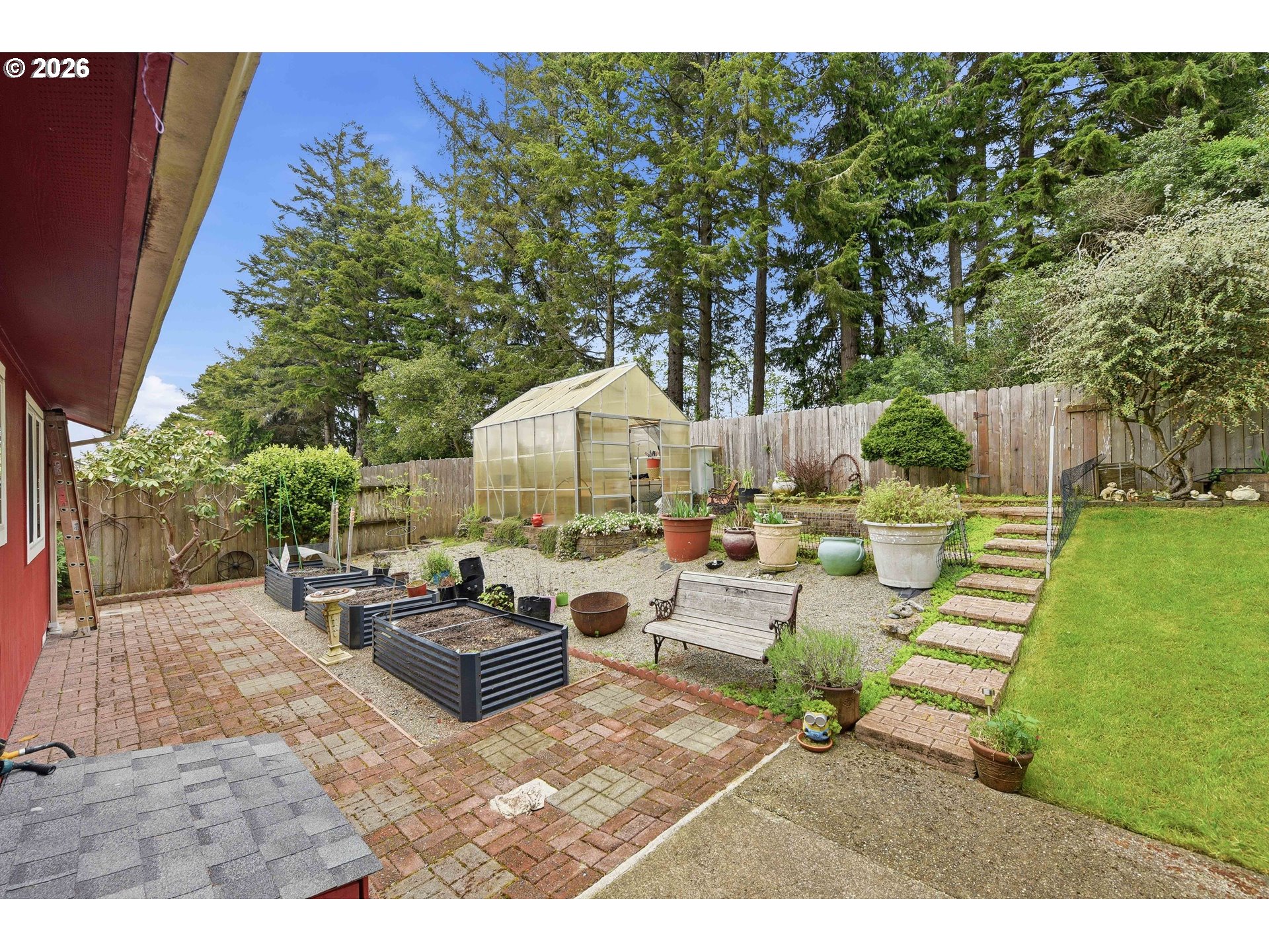 425 Radar Road Coos Bay, OR 97420 - Photo 30 of 41 Gallery Image 30