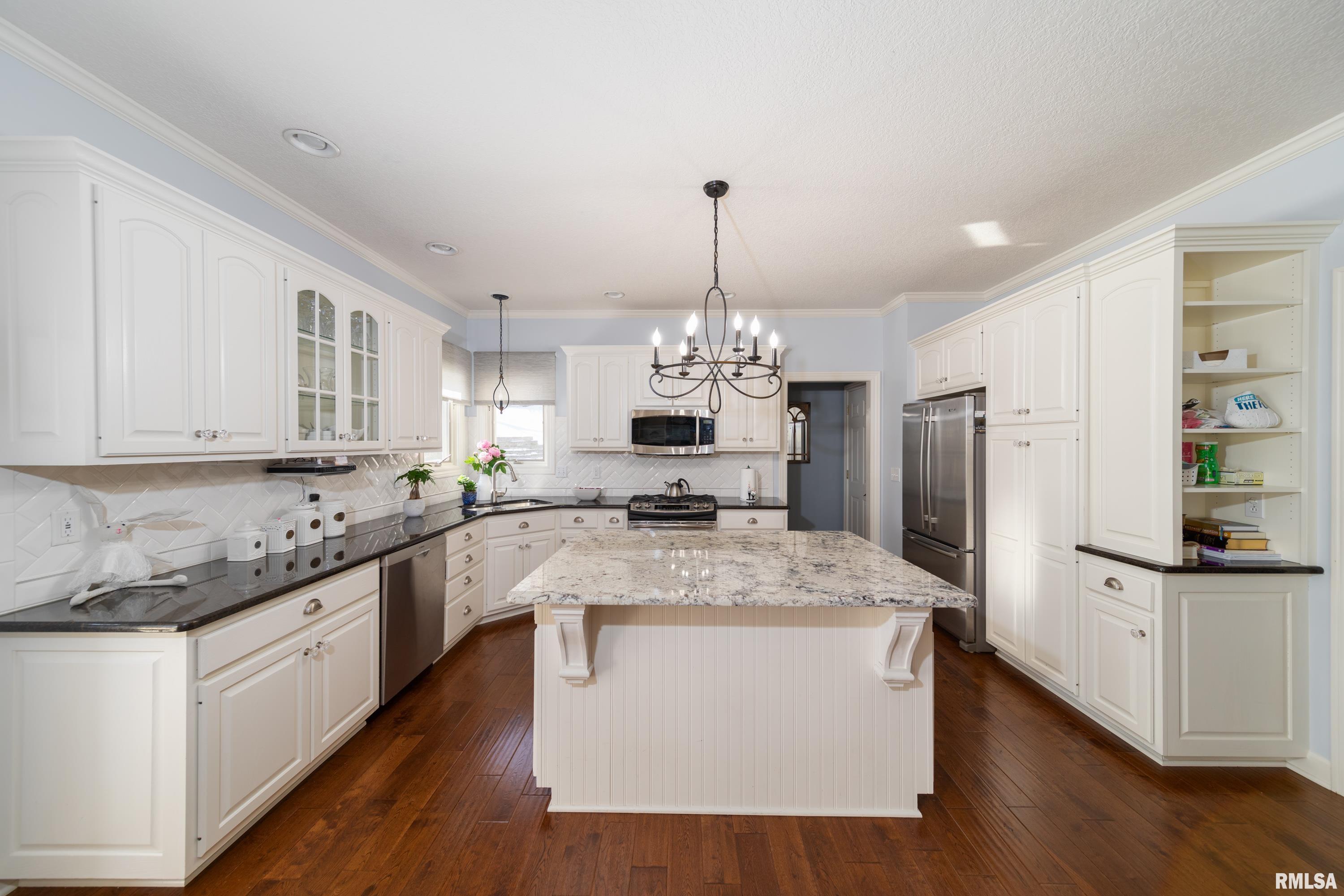 6789 Ridges Court Bettendorf, IA 52722 - Photo 15 of 36 Gallery Image 15