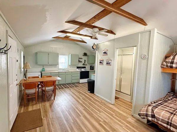 $575,000 | 14188 South 3025th Road, El Dorado Springs, MO 64744