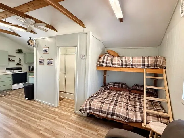 $575,000 | 14188 South 3025th Road, El Dorado Springs, MO 64744