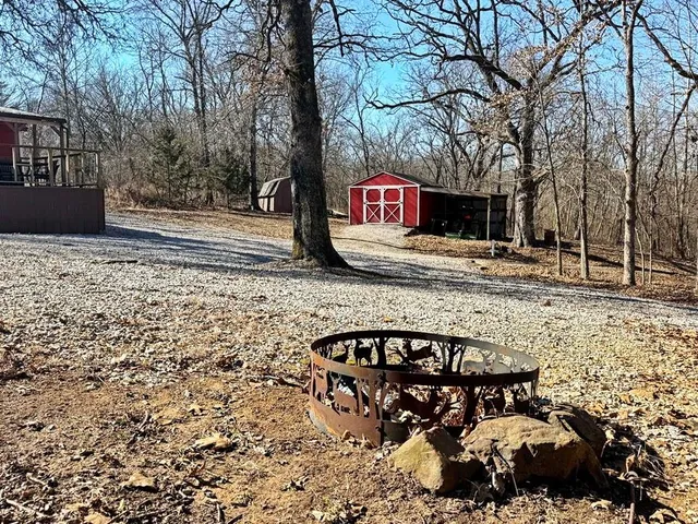 $575,000 | 14188 South 3025th Road, El Dorado Springs, MO 64744