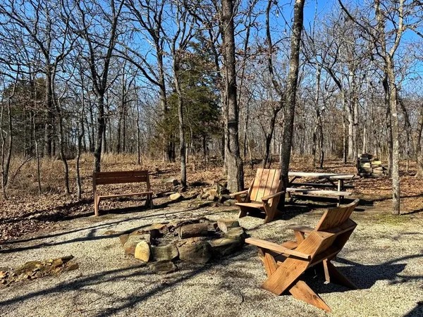 $575,000 | 14188 South 3025th Road, El Dorado Springs, MO 64744