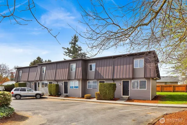 $1,250,000 | 211 Maple Street, Lynden, WA 98264