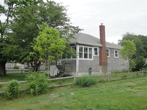 39 Taft Street Wareham, MA 02571 - Photo 3 of 6 Gallery Image 3