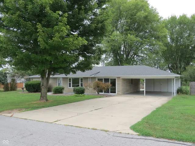 $229,900 | 279 Arnold Street, Morgantown, IN 46160