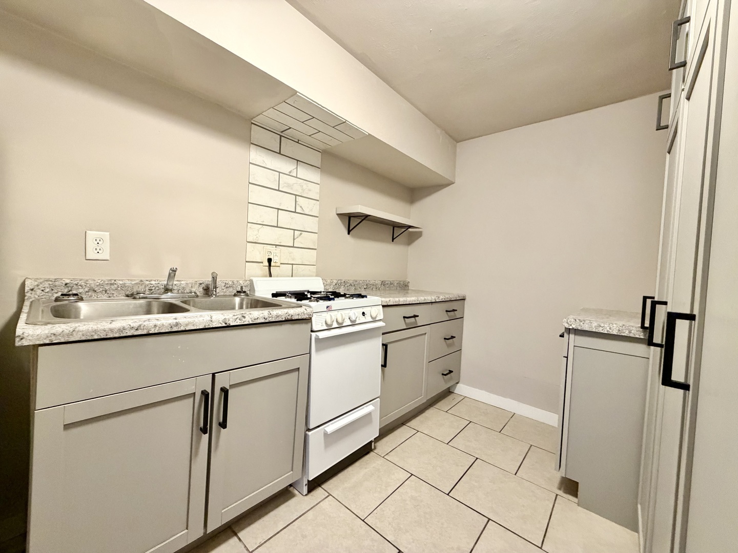 915 Market Street Normal, IL 61761 - Photo 16 of 25