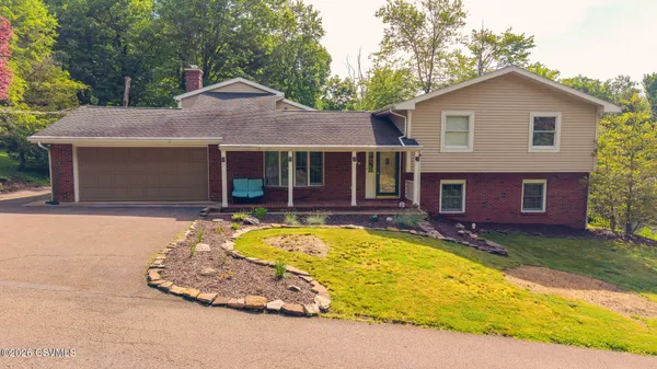 $399,900 | 615 Country Club Drive, Bloomsburg, PA 17815
