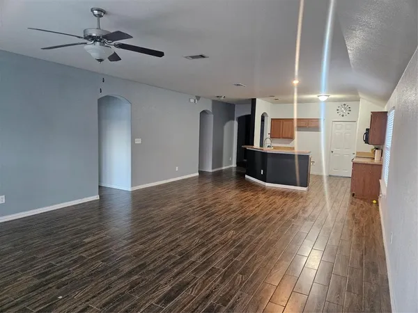 $2,200 | 230 Timber Drive, Princeton, TX 75407