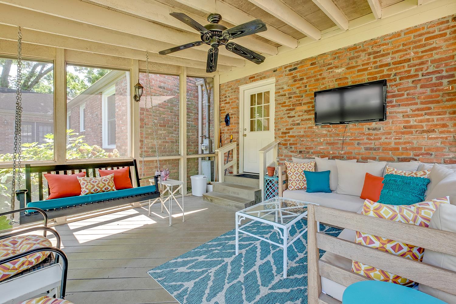 104 Alton Road Nashville, TN 37205 - Photo 27 of 30 Large, screened-in deck is perfect for entertaining