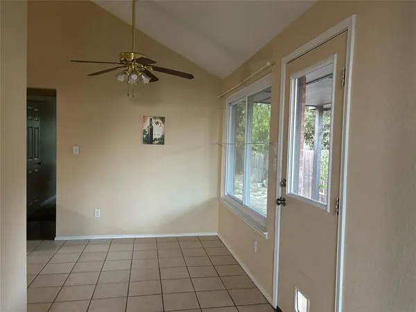 $2,200 | 1210 Hidden Oaks Drive, Mansfield, TX 76063