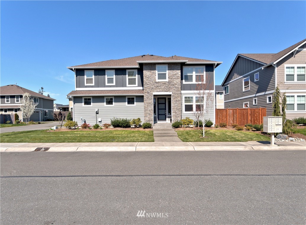 11752 Southeast 191 Street Renton, WA 98058 - Photo 4 of 26 Gallery Image 4