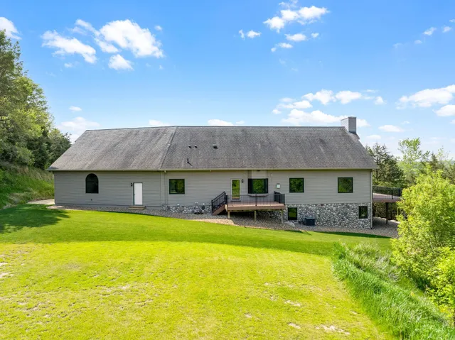 $1,375,000 | 37350 County 14 Boulevard, Dennison, MN 55018