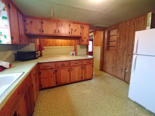 175 Westward Road Rocky Mount, VA 24151 - Photo 3 of 10 Kitchen to Breakfast Area