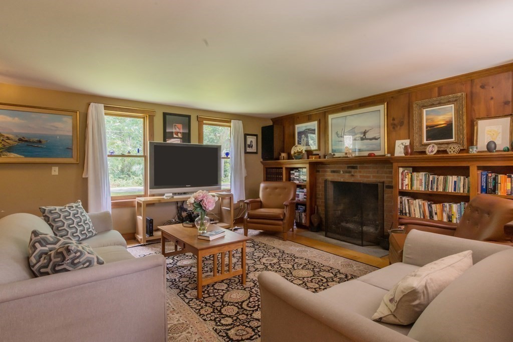 40 Prospect Road Plympton, MA 02367 - Photo 10 of 38 Gallery Image 10