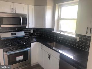 1887 Addison Road South District Heights, MD 20747 - Photo 11 of 27