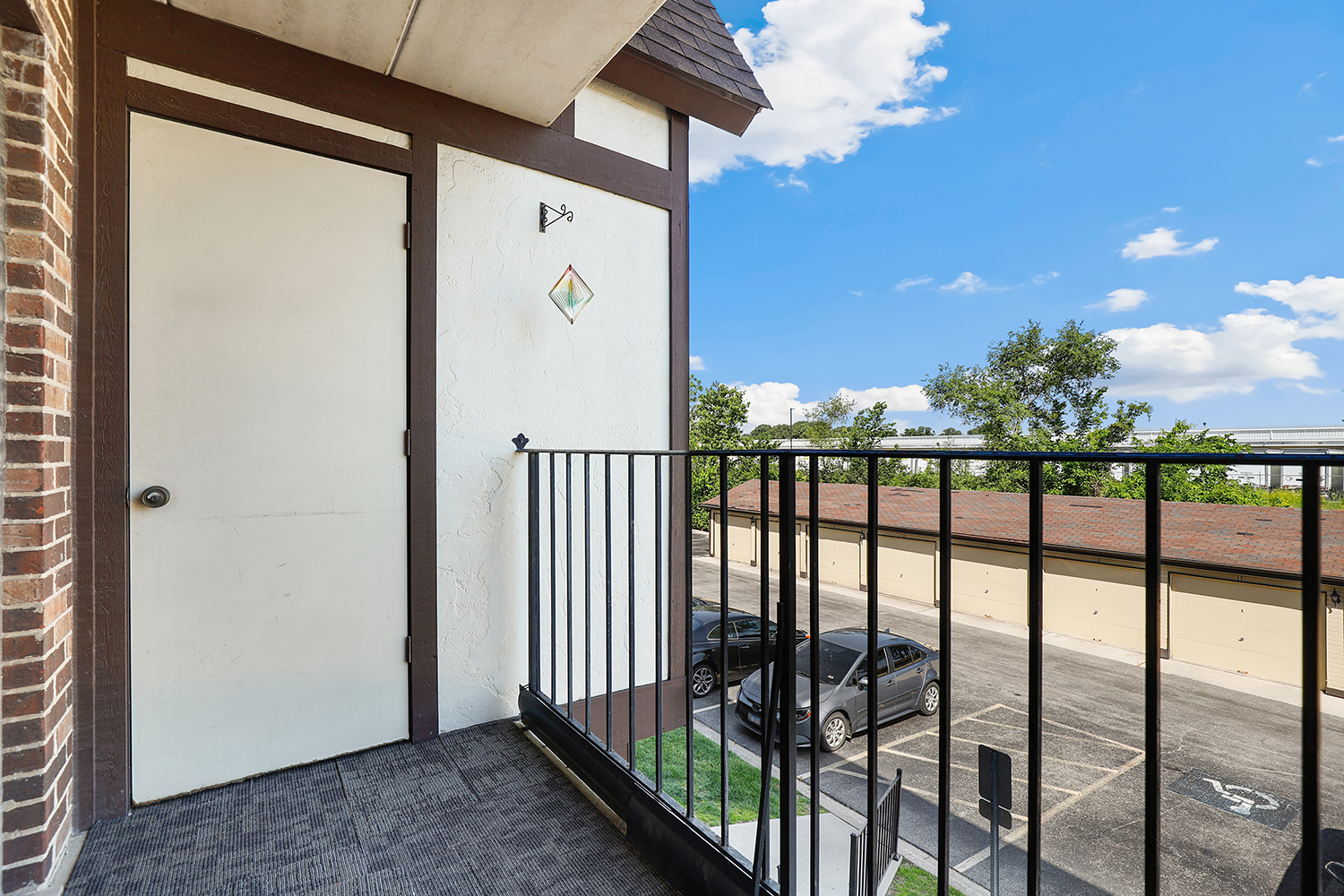 10516 Ridge Cove Drive, Unit 25C Chicago Ridge, IL 60415 - Photo 4 of 17