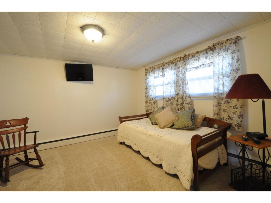 46 Knollcrest Road Goffstown, NH 03045 - Photo 23 of 26