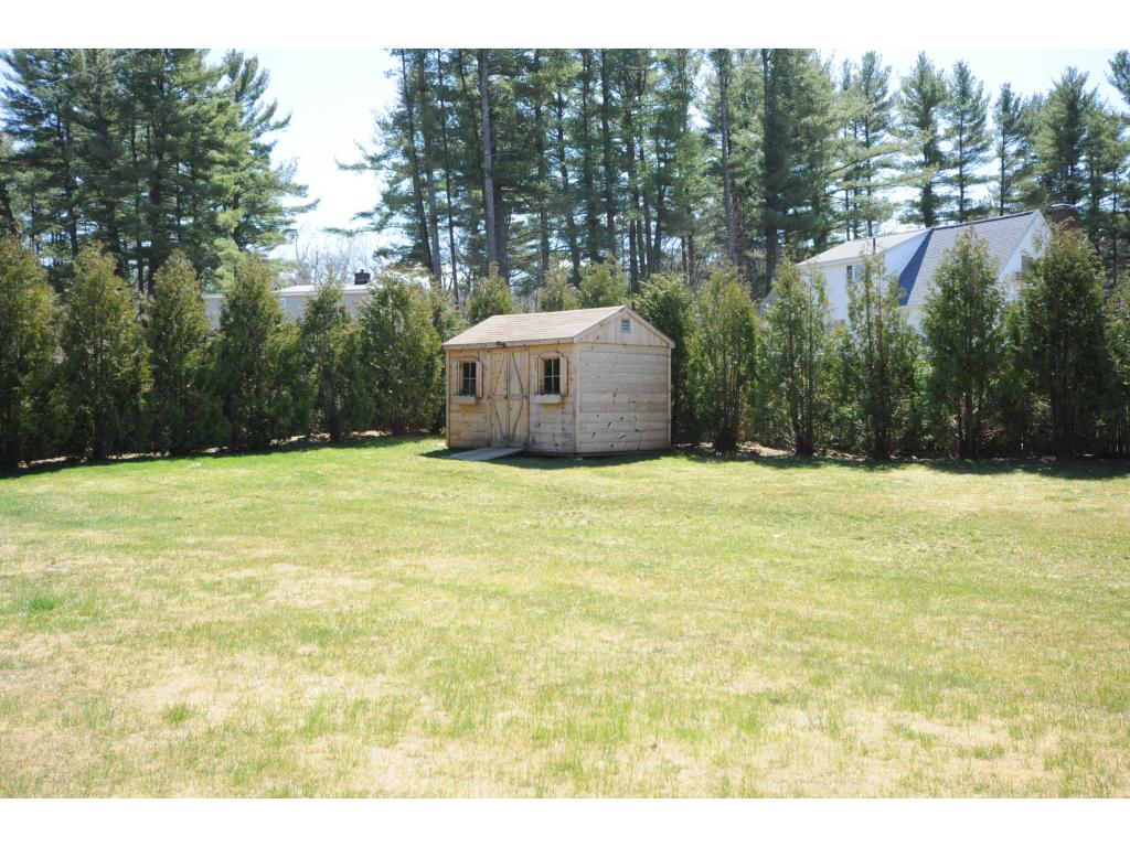 46 Knollcrest Road Goffstown, NH 03045 - Photo 4 of 26