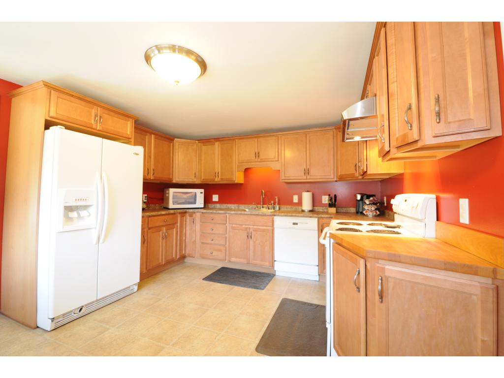 46 Knollcrest Road Goffstown, NH 03045 - Photo 8 of 26