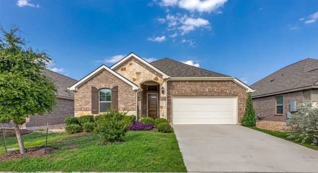 $385,000 | 2212 McClendon Trail, Leander, TX 78641