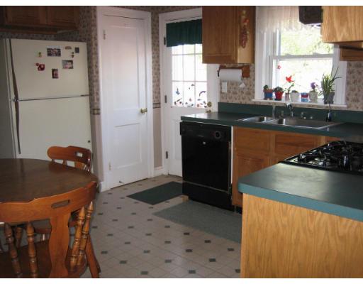 104 Farnum Road Waltham, MA 02453 - Photo 8 of 11 Gallery Image 8