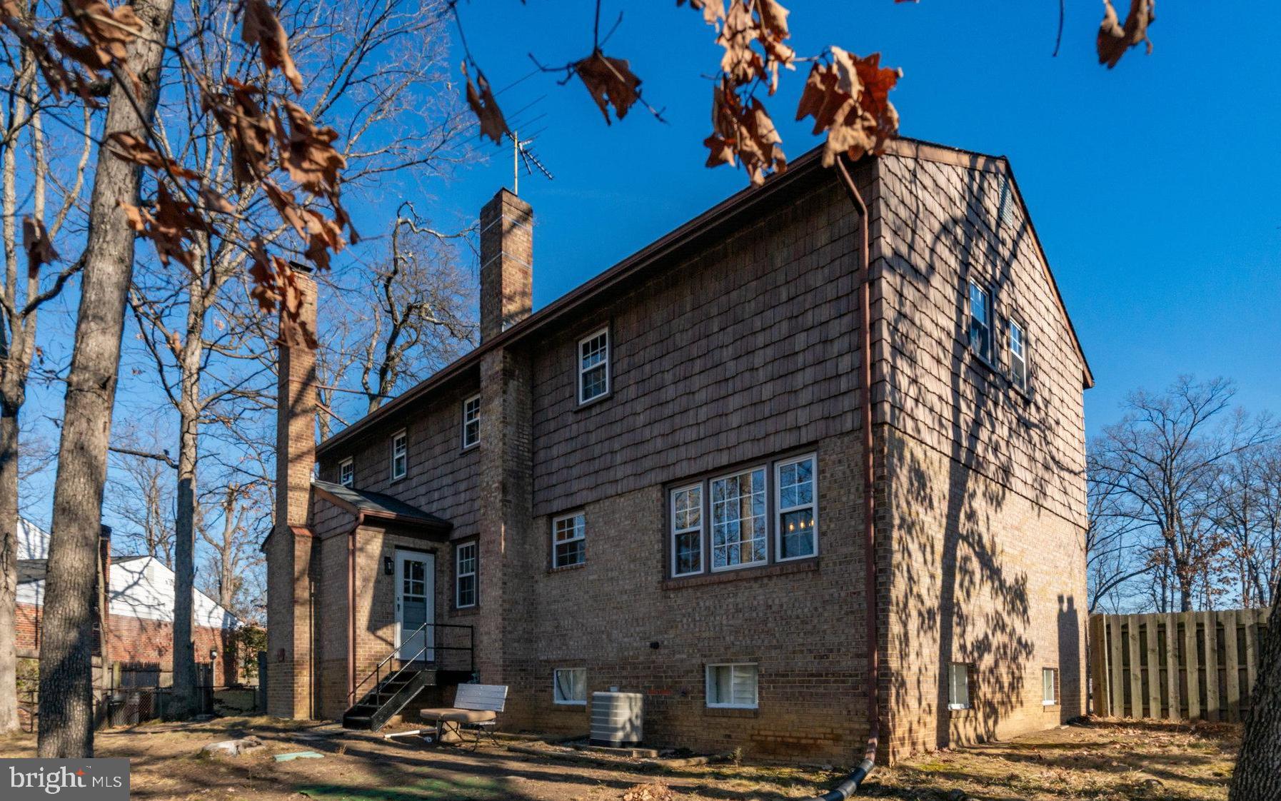 6002 Sherborn Lane Springfield, VA 22152 - Photo 49 of 52 a front view of a house