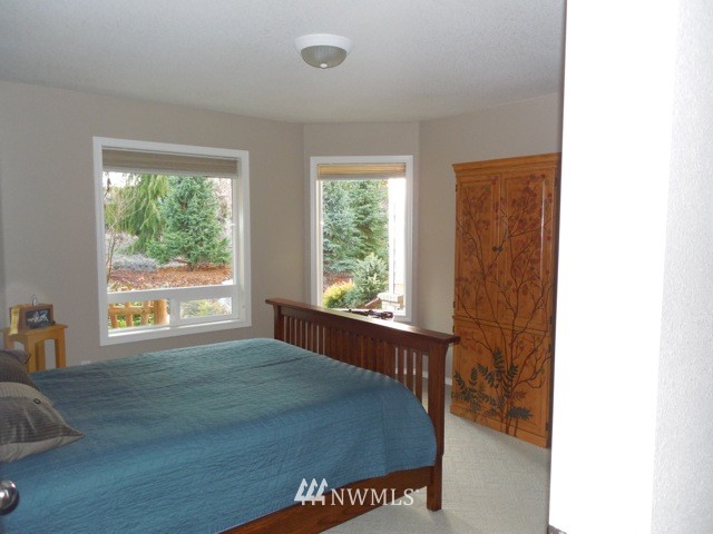 5814 Puget Road Northeast Olympia, WA 98516 - Photo 11 of 15 Gallery Image 11
