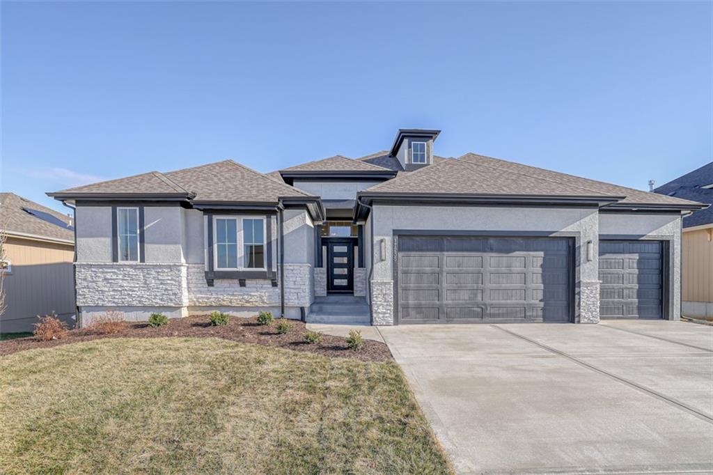 17235 South Allman Road Olathe, KS 66062 - Photo 1 of 1