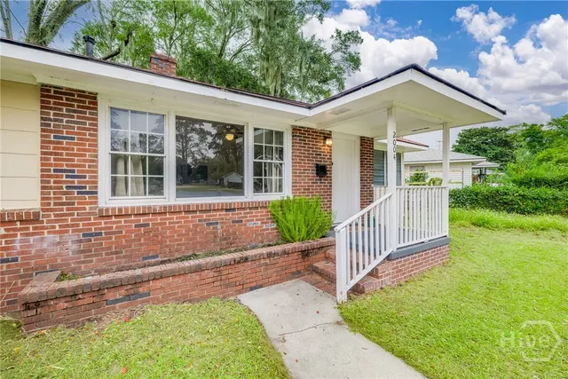 $258,800 | 2004 North Fernwood Drive, Savannah, GA 31404