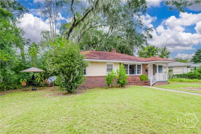 $258,800 | 2004 North Fernwood Drive, Savannah, GA 31404