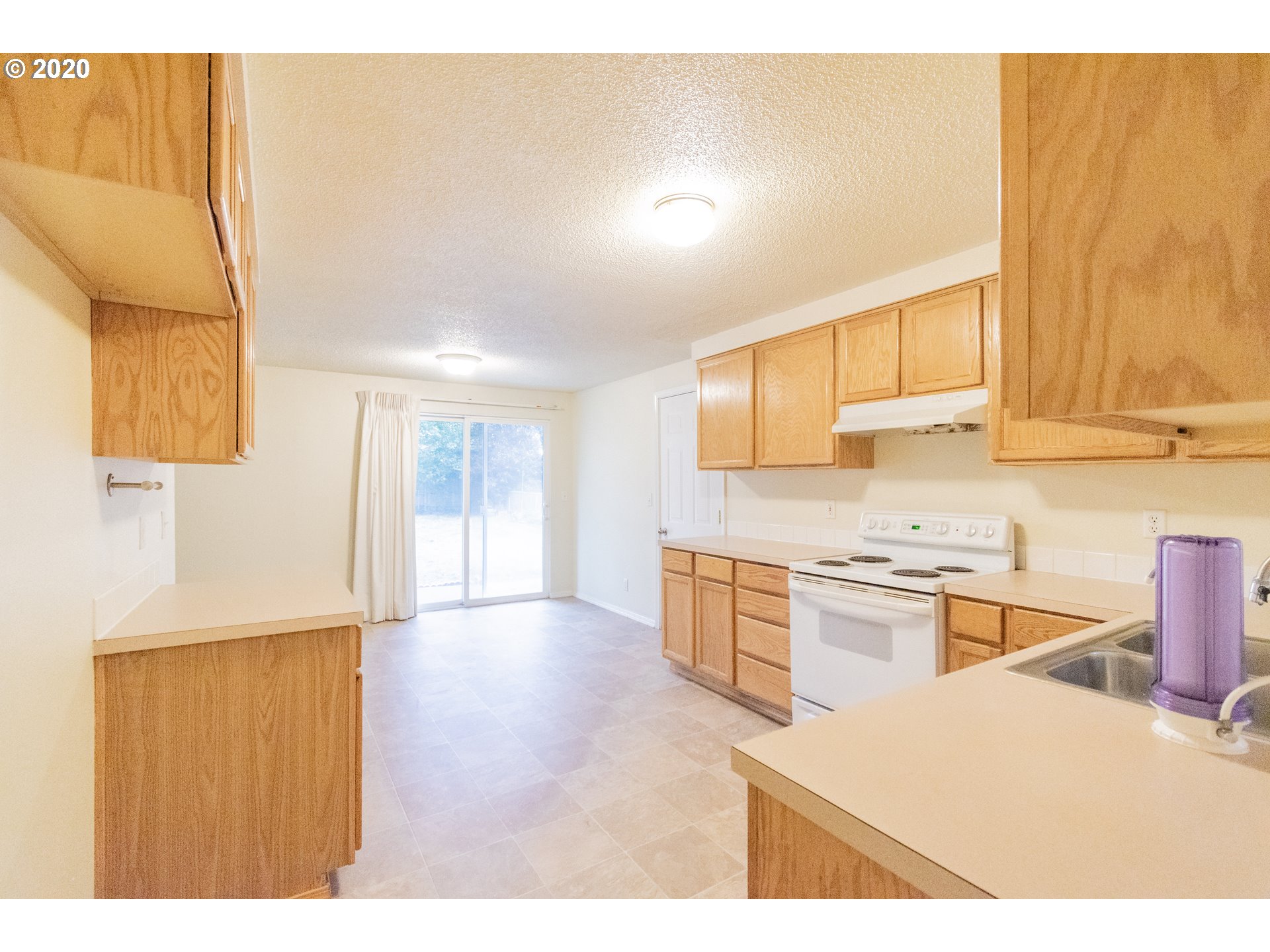 1960 E Street Springfield, OR 97477 - Photo 9 of 17